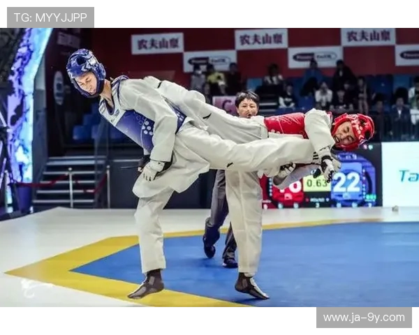 全面掌握足球得分话术技巧从容提升比赛沟通与团队进攻效率实战力